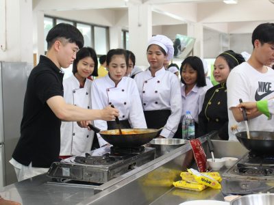 <i class=”far fa-edit”></i> แลกเปลี่ยนถ่ายทอดวัฒนธรรมเกาหลี (การทำอาหาร) 2562